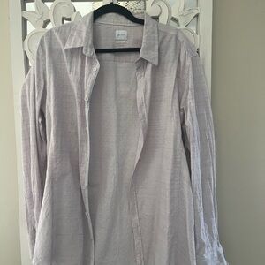 Elegant Light Gray Dress Shirt for Men